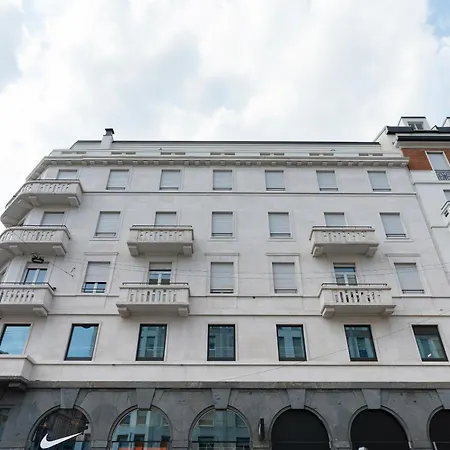 Apartment Santa Tecla Living Corti Di Bayres 3 Milan